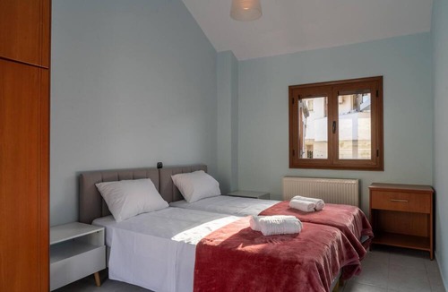 Akoumia House | House of Papadogiannis