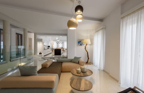 Vlychada Villa | Cellaria Estate Exclusive Santorini - Up to 12 guestsn