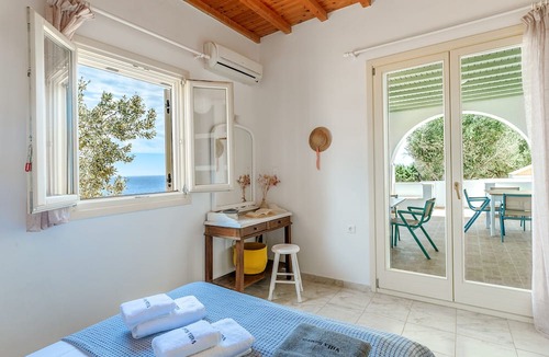 Naxos Villa | Country House 'Villa Rouvis' with Sea View, Outdoor Hot Tub, Wi-Fi and Air Conditioning