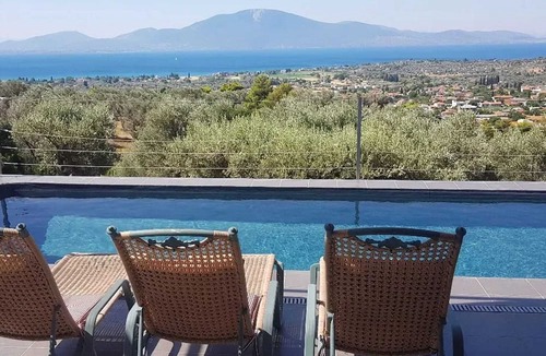Dirfys-Messapia Villa | Homerez - Elegant Villa with Sea View in Politika