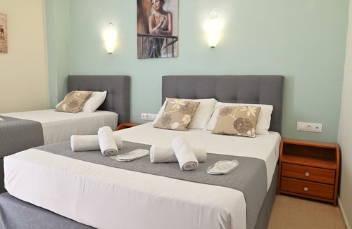 Benitses Hotel | Gina Studios
