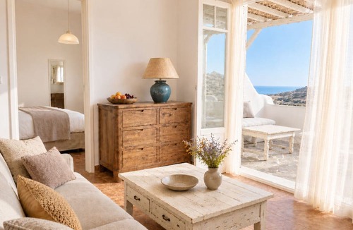 Panormos House | Yakinthos Residence