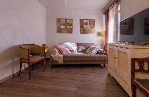 Old Town House | SKALINADA HOUSE by LOC HOSPITALITY