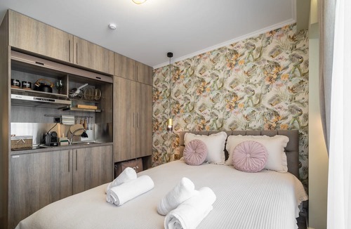 Kozani Apartment | Lemair Luxury Apartments Kozani Deluxe Double Room
