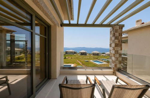 Kato Gatzea House | Leolia Nautical Resort Kala Nera - Handwritten Collection