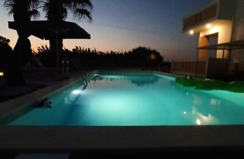 Skala Neon Kidonion House | Nitelli's Houses