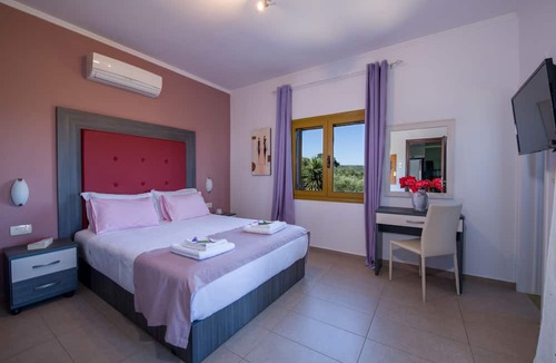 Kolymbari Villa | Lady Dafni