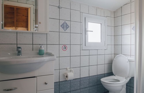 Nea Makri Resort | Seaside 5 Bedroom Spacious Villa close to airport