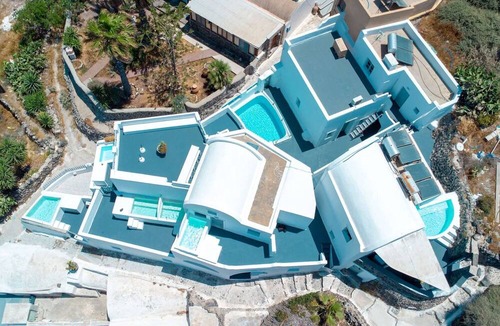 Finikia Villa | Magical Santorini Villa | 1 Bedroom | Honeymoon Suite | Beautiful Sea Views