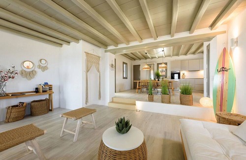 Piso Livadi Villa | Rising Moon villa with pool, near the beach
