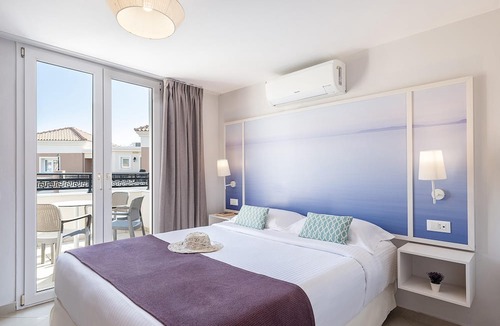 Gerani Apartment | Caldera Beach