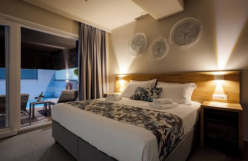 Agia Marina Apartment | Sarpidon Suites