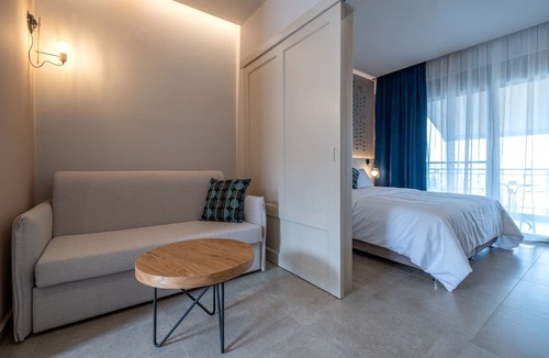 Tolo Apartment | Elixia
