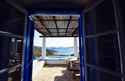 Lipsoi House | Wonderful Home 4 beautiful bedrooms enchanted sea view and direct access to bays