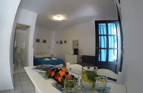 Kokkini Chani Apartment | Kokkini Hani: Lovely Studio 1-3 persons, 150 meters from the sandy beach.