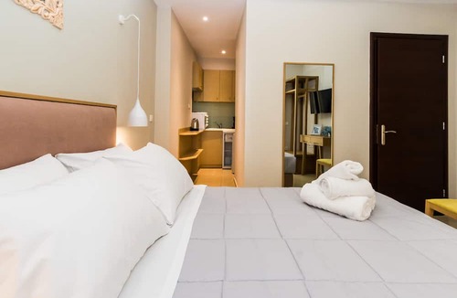 Zakynthos Town Apartment | Alektor Studios & Apartments