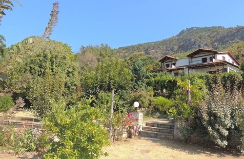 Megalos Prinos Apartment | Apartment with Amazing Mountain Views in a Traditional Thassian Estate !