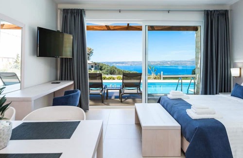 Plaka Apartment | Sun and Sea Plus Resort Hotel