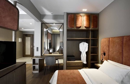 Thessaloniki City Centre Apartment | Roomore Apartments
