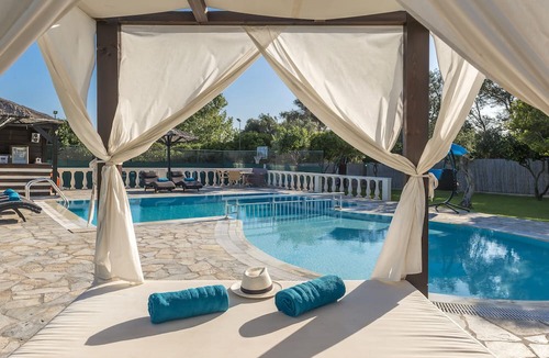 Chalikounas Villa | Villa Maxim, Private Pool & Tennis Court includedn