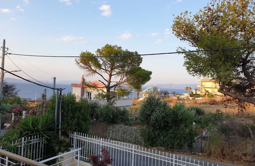 Rafina House | 2 Bedrooms Private Vacation Home In Ραφήνα