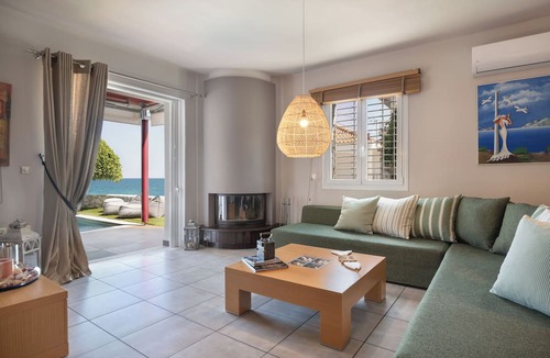 Tiros Apartment | Tyros Boutique Houses