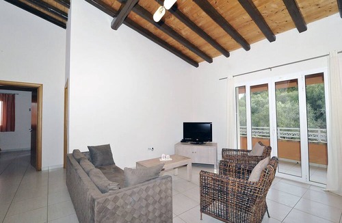 Agios Spyridon Corfu Apartment | Pyramid City Apartments