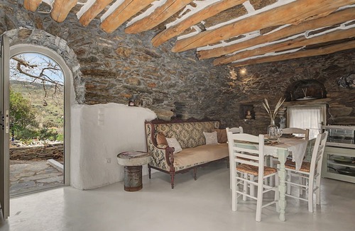 Andros Town House | Oak Farm Traditional Family House