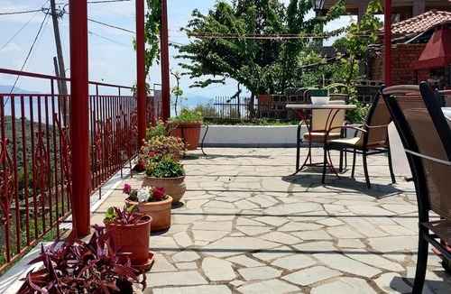 Afetai House | Zina's Cottage in Afetes