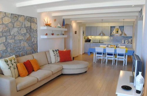 Melissopetra House | Villa Thea with awesome view on 3 levels