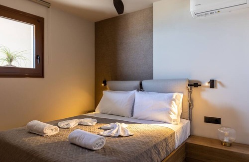 Stalida Apartment | Niro Beachfront Living