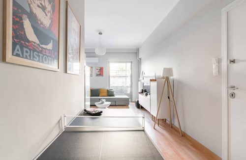 Thissio Apartment | Athenian Entertainment & Relaxation Hub