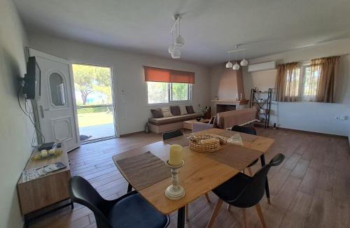 Monemvasia Apartment | Leylands yard