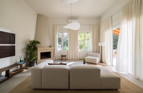 Kanevos Villa | Villa Phoenix w Private Pool, Hammam & Sauna