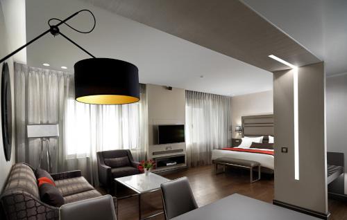 Ilisia Hotel | Holiday Suites