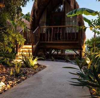 Drepano Resort | Argolic Strand Glamping