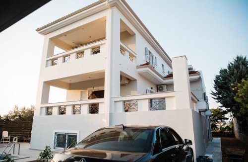 Assos-Lechaio Villa | Exclusive Villa with Pool