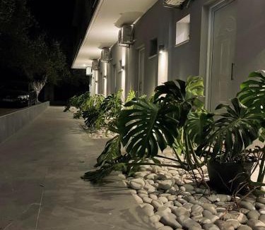 Zalongo Hotel | Camping Corali & Apartments