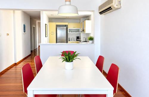 Alimos Apartment | Adelos Coastal Chic by the Sea - Athens Riviera