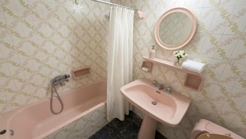 Kineta Apartment | Apartments in Kineta, Greece