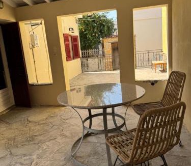 Myrina Apartment | 45m2 1 Bedroom Apartment in Myrina Center - Port of Myrina