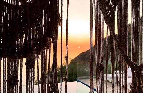 Melinta House | La Bella Villa - Clifftop Infinity Pool & Sunsets