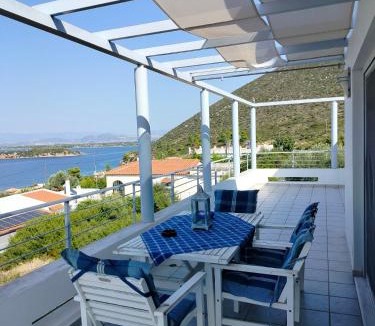 Chalcis Apartment | Suite Elena