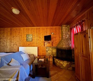 Mesaia Trikala Ski Chalet | Καταφύγιο Ερμής