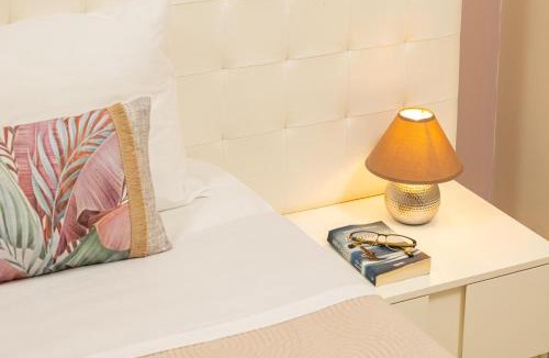 Vamvakopoulo Apartment | Golden Coast Residences