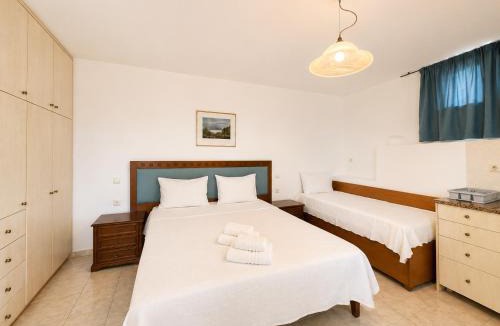Drafaki Apartment | SimpleStay Mykonos