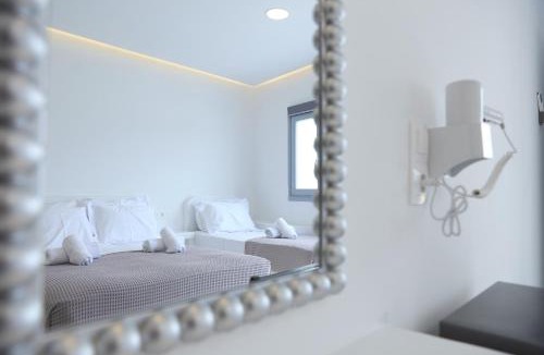 Perivolos Hotel | Tinamar Selections
