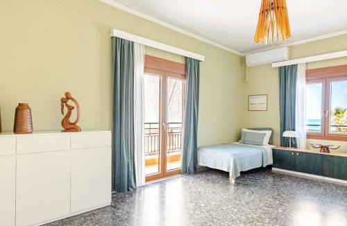 Limenas Chersonisou Apartment | 4BR Newly Renovated Retreat Tranquil Coastal Haven