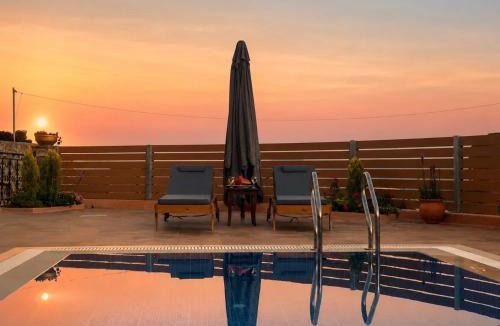 Skourvoula House | Villa Maria Christina with Private Pool in Crete