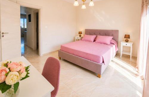 Petaloudes Apartment | Ma Maison Rose